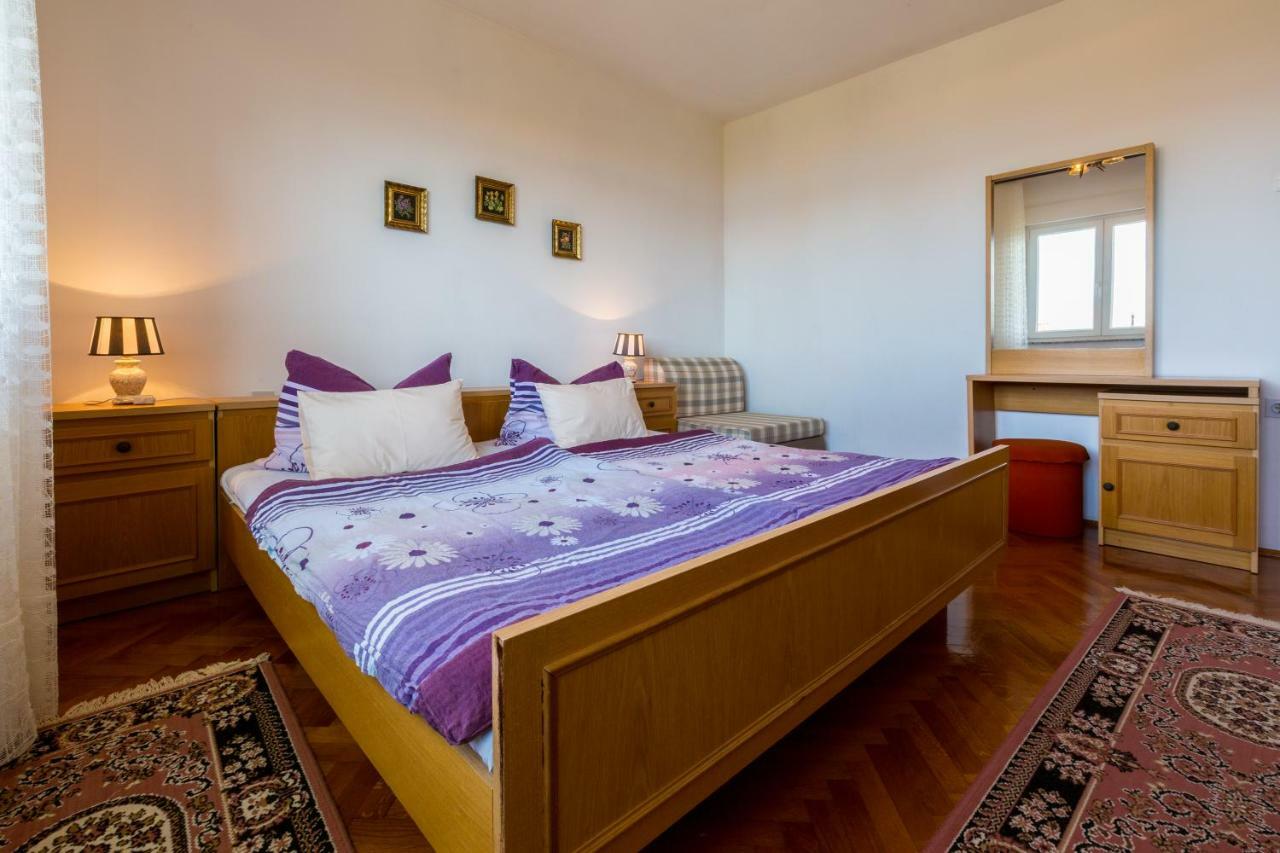 Apartman Nada Dramalj Bagian luar foto