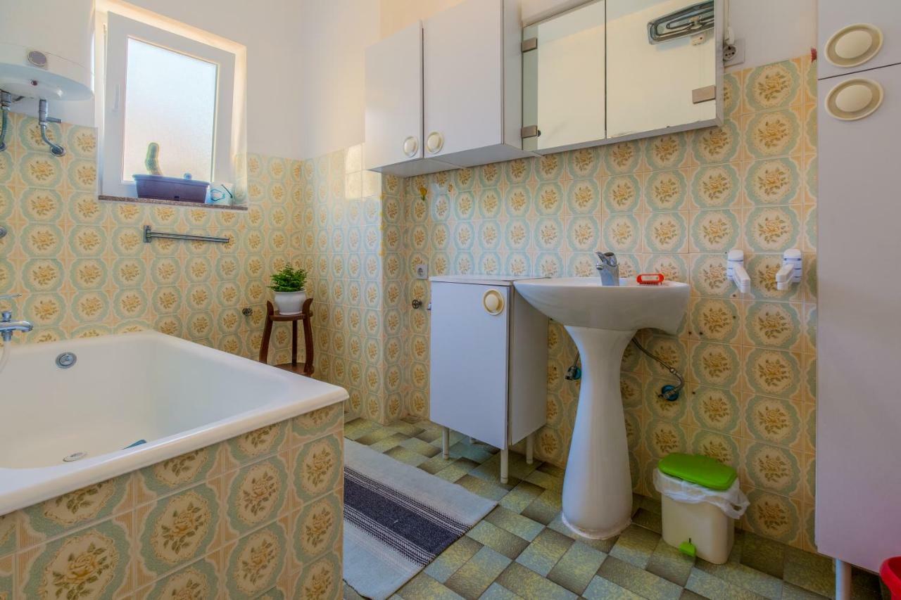 Apartman Nada Dramalj Bagian luar foto